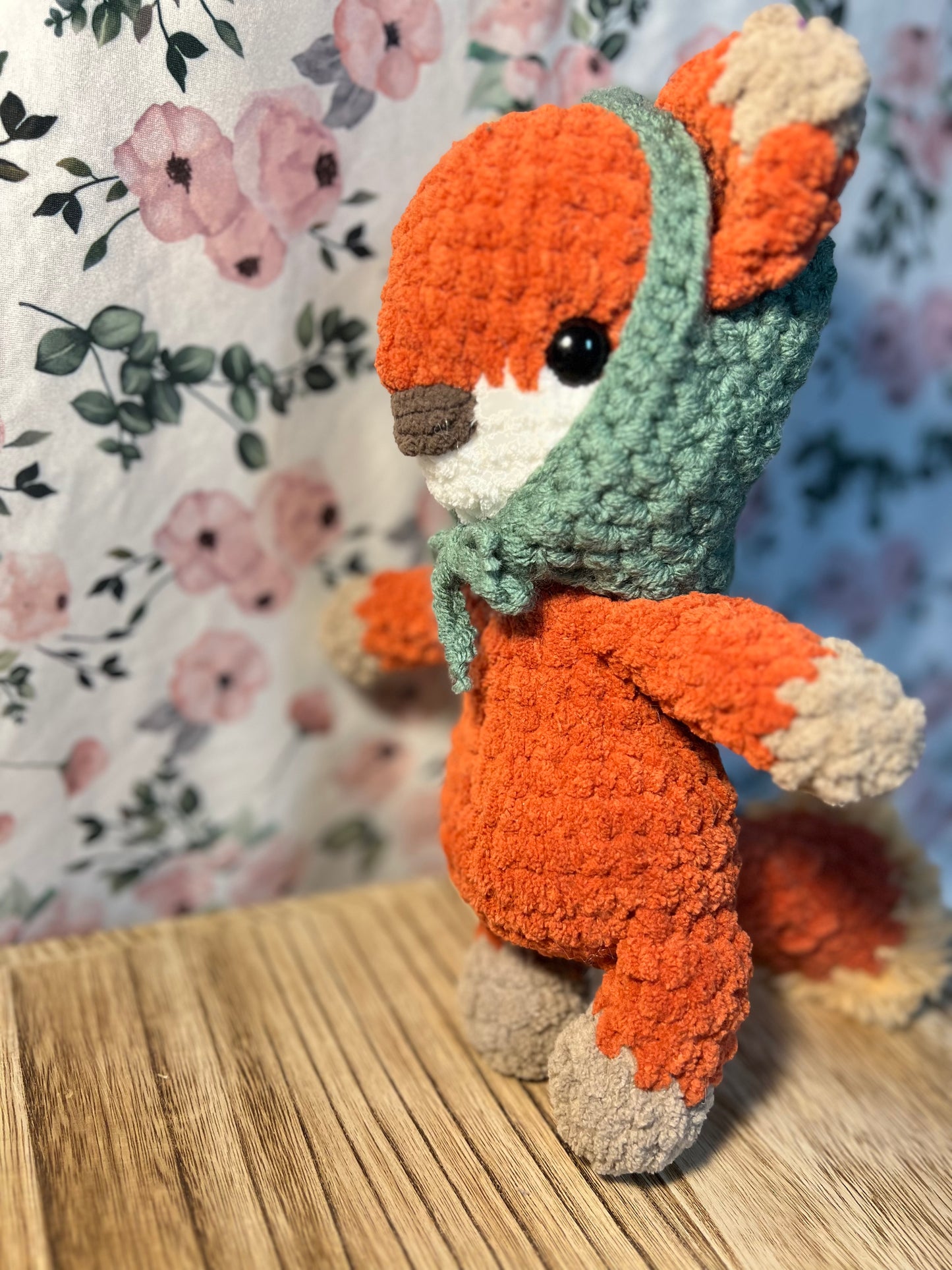 Crochet fox in a bonnet