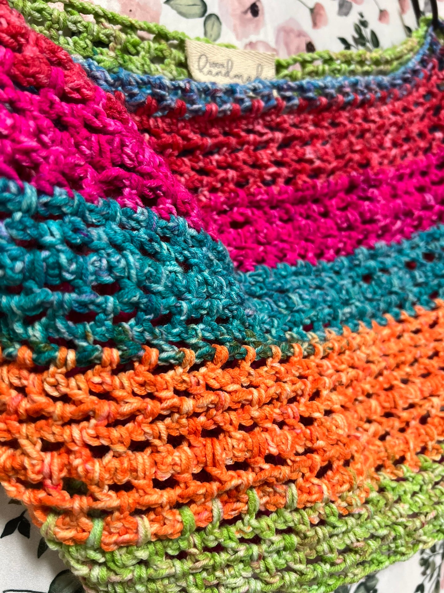 Multicolored crop top