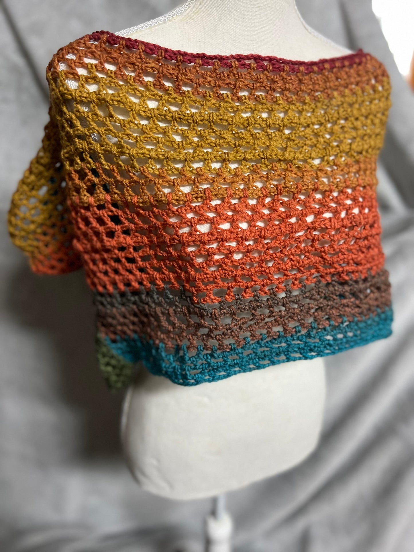 Multicolor crop top