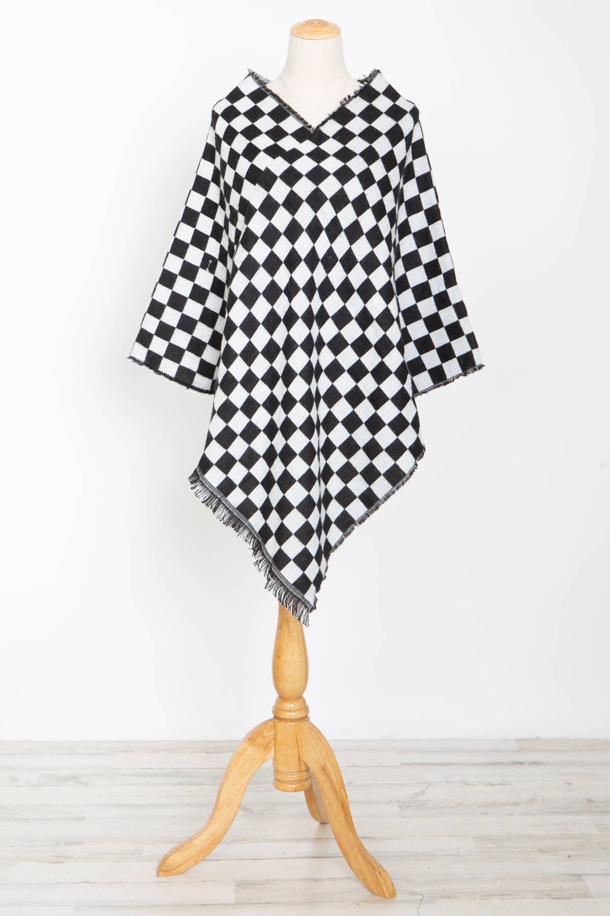 Mini Momo - Mommy and Me Matching Cape Blanket Poncho - Checkered